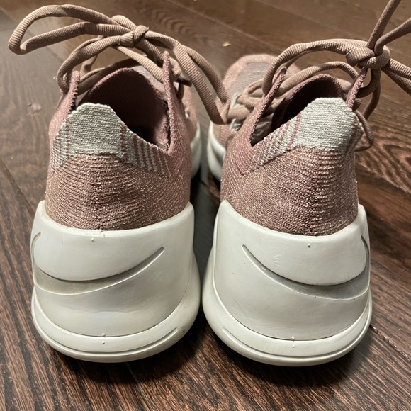 Nike pink slip on/lace up sneaker. Size 6.5 - Picture 5 of 7